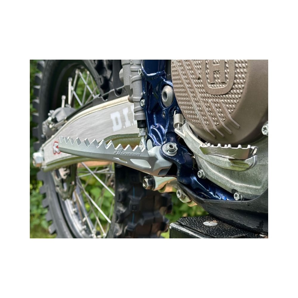Onegripper Стъпенки KTM EXC/EXC-F 24-, SX/SX-F 23-; Husqvarna FE 24-, FC/TC 23-; Gas Gas EC/MC 24- - изглед 4