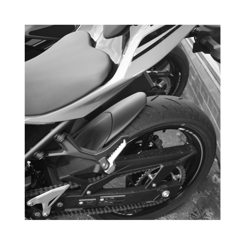 Puig Удължение за заден калник Kawasaki EX400 Ninja 18-20/23-24, Ninja 500 24-25, Z400 19-20, Z500/SE 24-25 - изглед 2