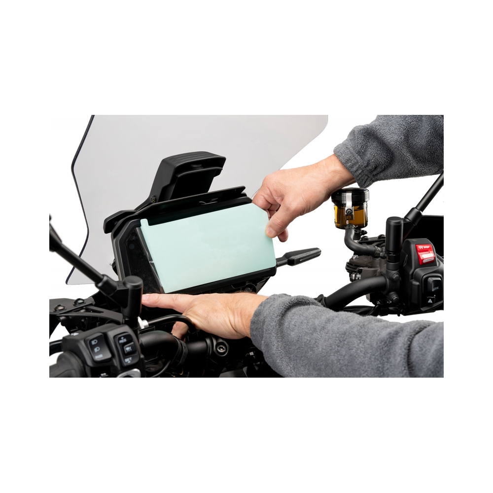 Puig Протектор за дисплей за Yamaha T-Max 560 22-25 Clear - изглед 2 - BobiMX.com Puig Протектор за дисплей за Yamaha T-Max 560 22-25 Clear - изглед 2