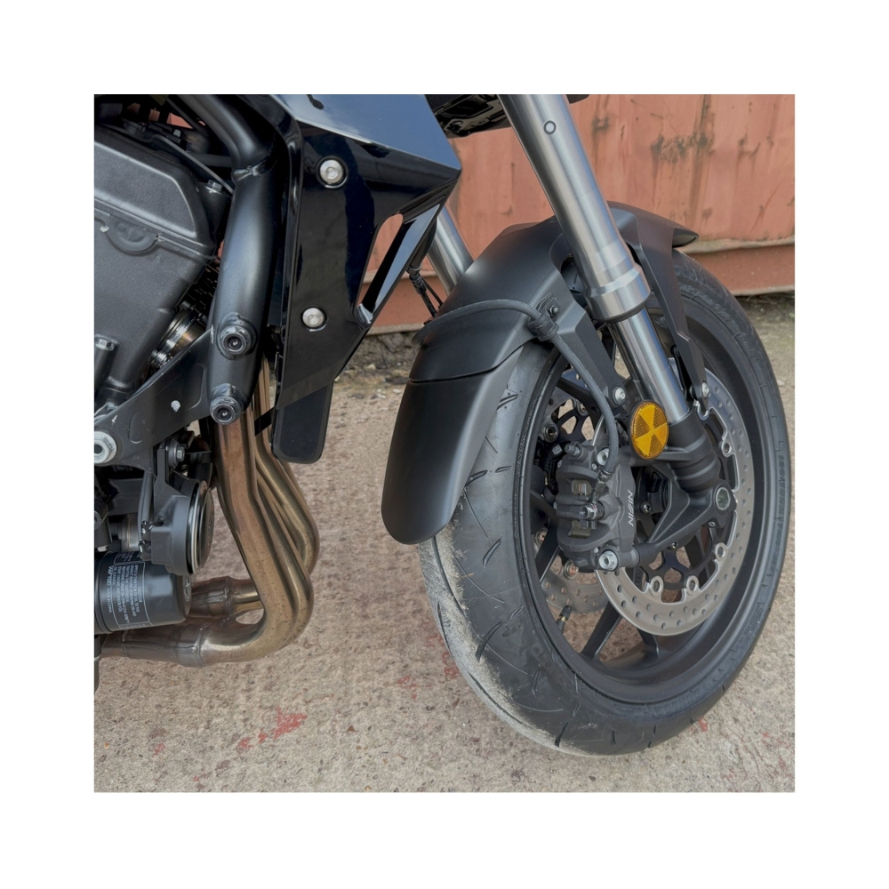 Puig Удължение за преден калник Honda CB1000 Hornet / SP 2025 - изглед 1 - BobiMX.com Puig Удължение за преден калник Honda CB1000 Hornet / SP 2025 - изглед 1